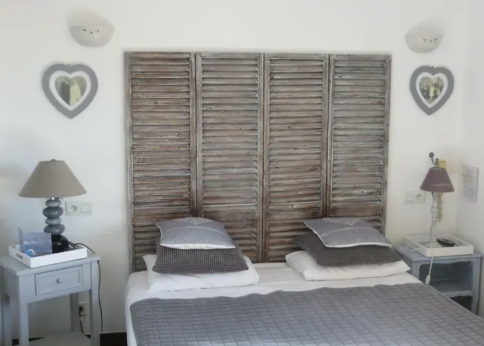 מלון Les Embruns Sables D'olonne 2*