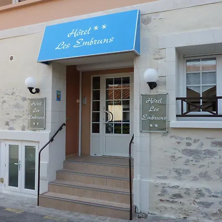 Hotel Les Embruns Sables D'olonne 2*