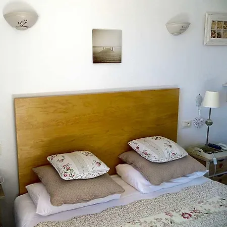 Hotell Les Embruns Sables D'olonne 2*
