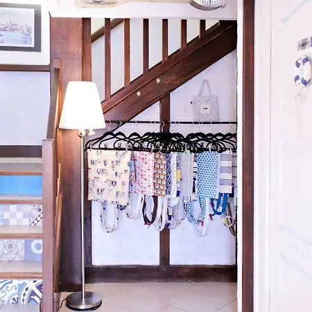 호텔 Les Embruns Sables D'olonne 2*