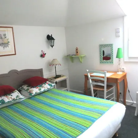 Les Embruns Sables D'olonne 2*